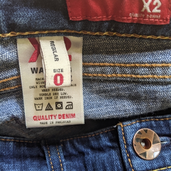 Jeans - Picture 3 of 6